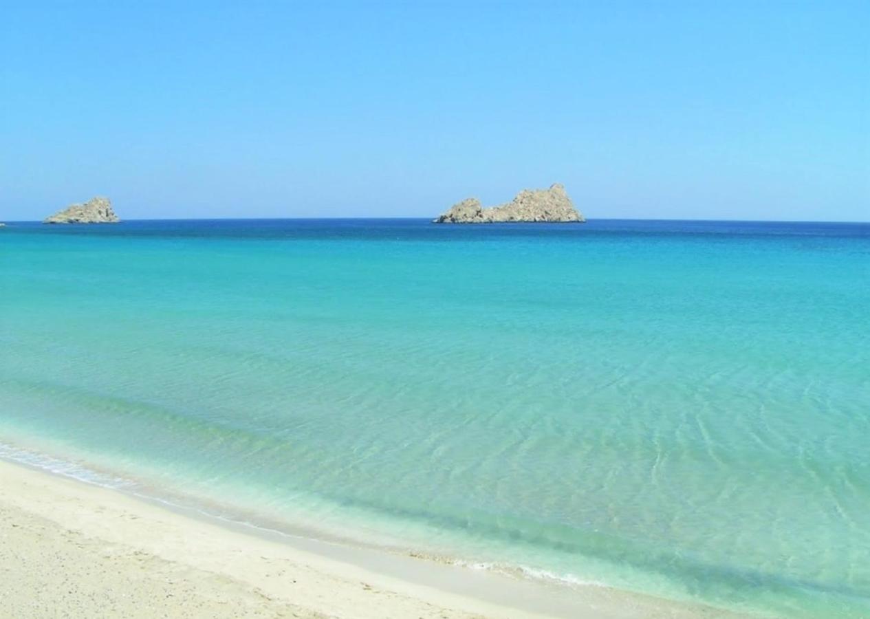 Kuro Beach House - Oceanfront Luxury & 25M Pool Achlia المظهر الخارجي الصورة