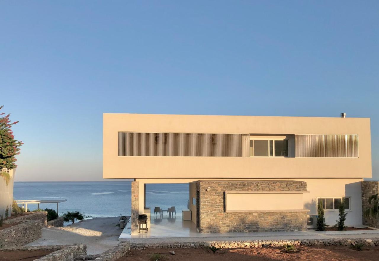 Kuro Beach House - Oceanfront Luxury & 25M Pool Achlia المظهر الخارجي الصورة