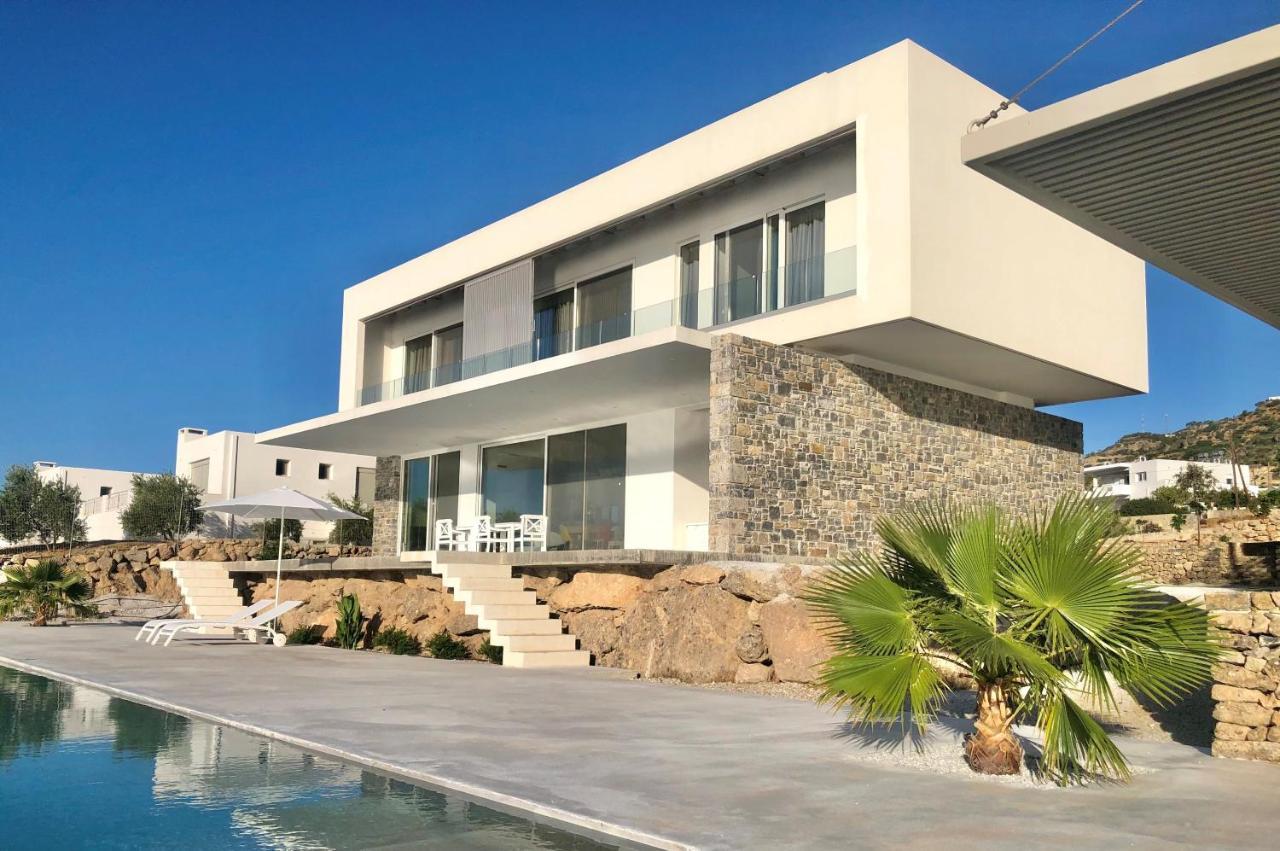 Kuro Beach House - Oceanfront Luxury & 25M Pool Achlia المظهر الخارجي الصورة