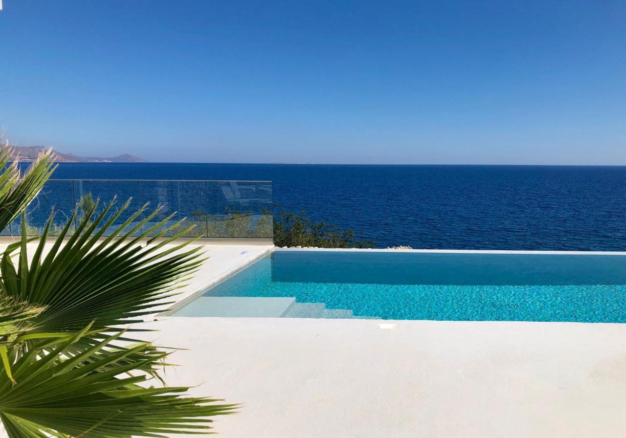 Kuro Beach House - Oceanfront Luxury & 25M Pool Achlia المظهر الخارجي الصورة